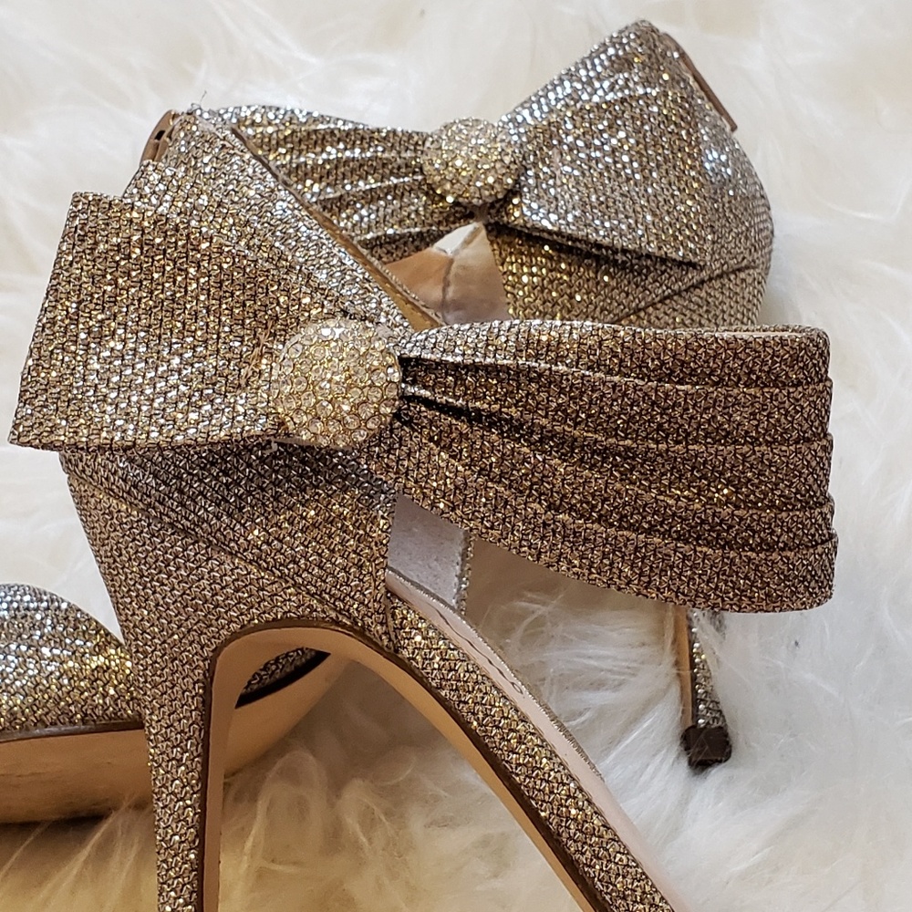 Gold Heels - Picture 2 of 4